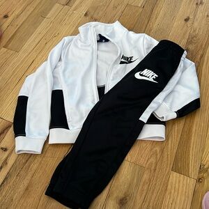 Nike 3T tracksuit black and white